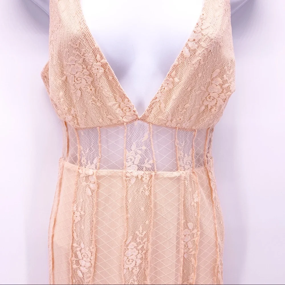 NEW NBD Libra Midi Dress in Nude Pink Sz XS - Picture 7 of 12